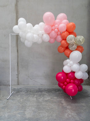 Square Stand + Medium Garland