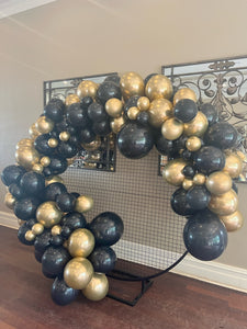 Circle Mesh + Large Garland