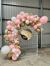 Arch Mesh + Medium Garland